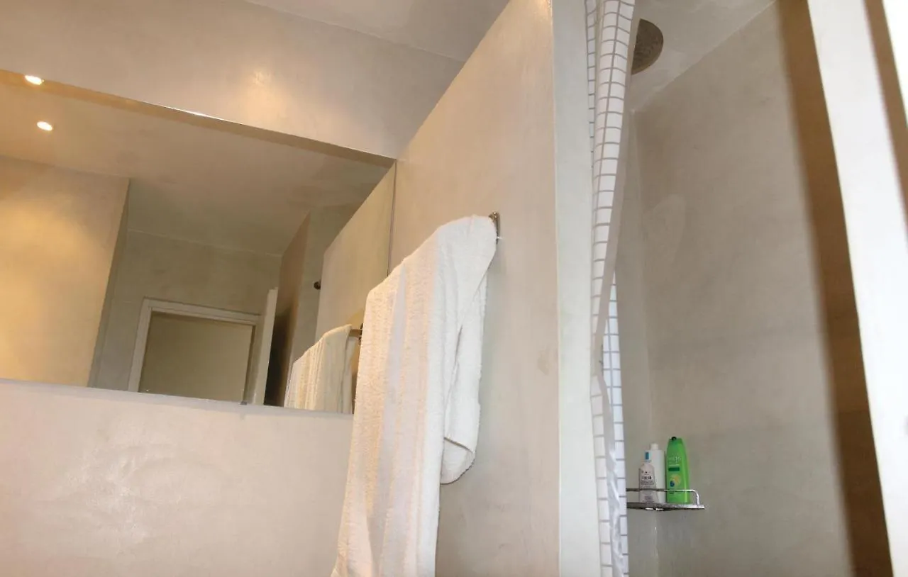 Stunning Home In Bonnieux With Private Swimming Pool, Outdoor Swimming Pool And Heated Swimming Pool
